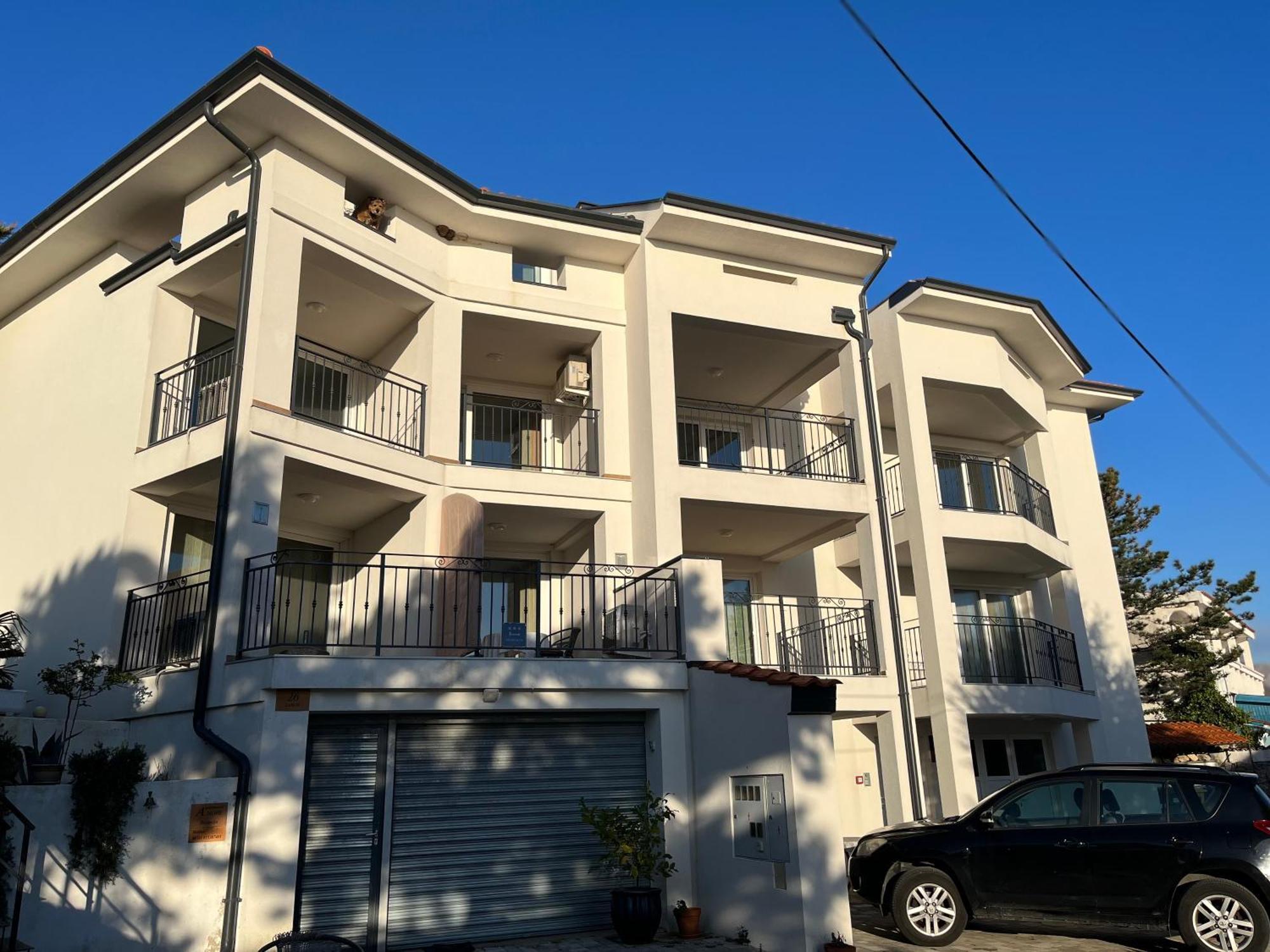 Apartments Amore Башка Екстер'єр фото